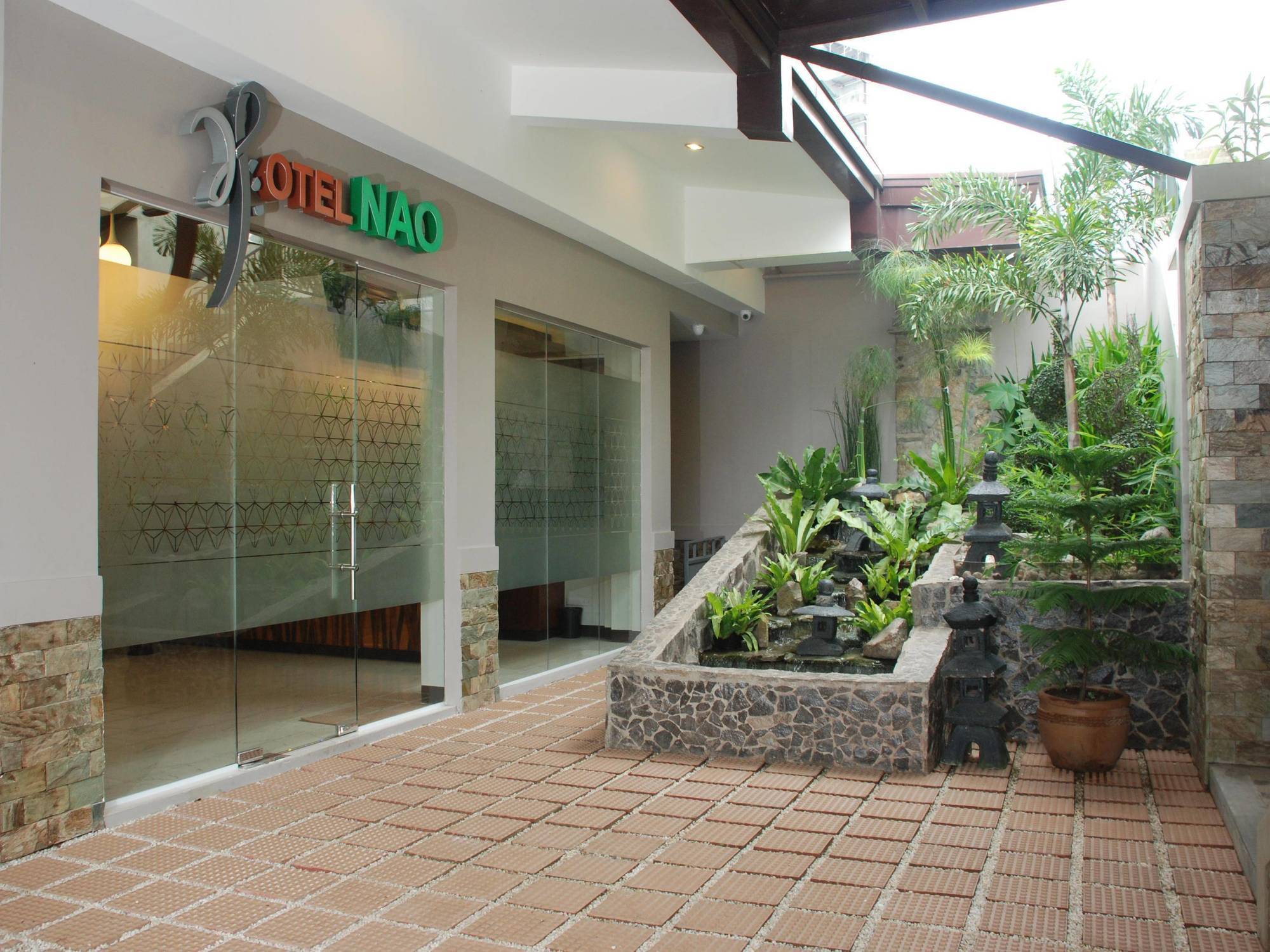 Nao Hotel Tagaytay City Exterior photo