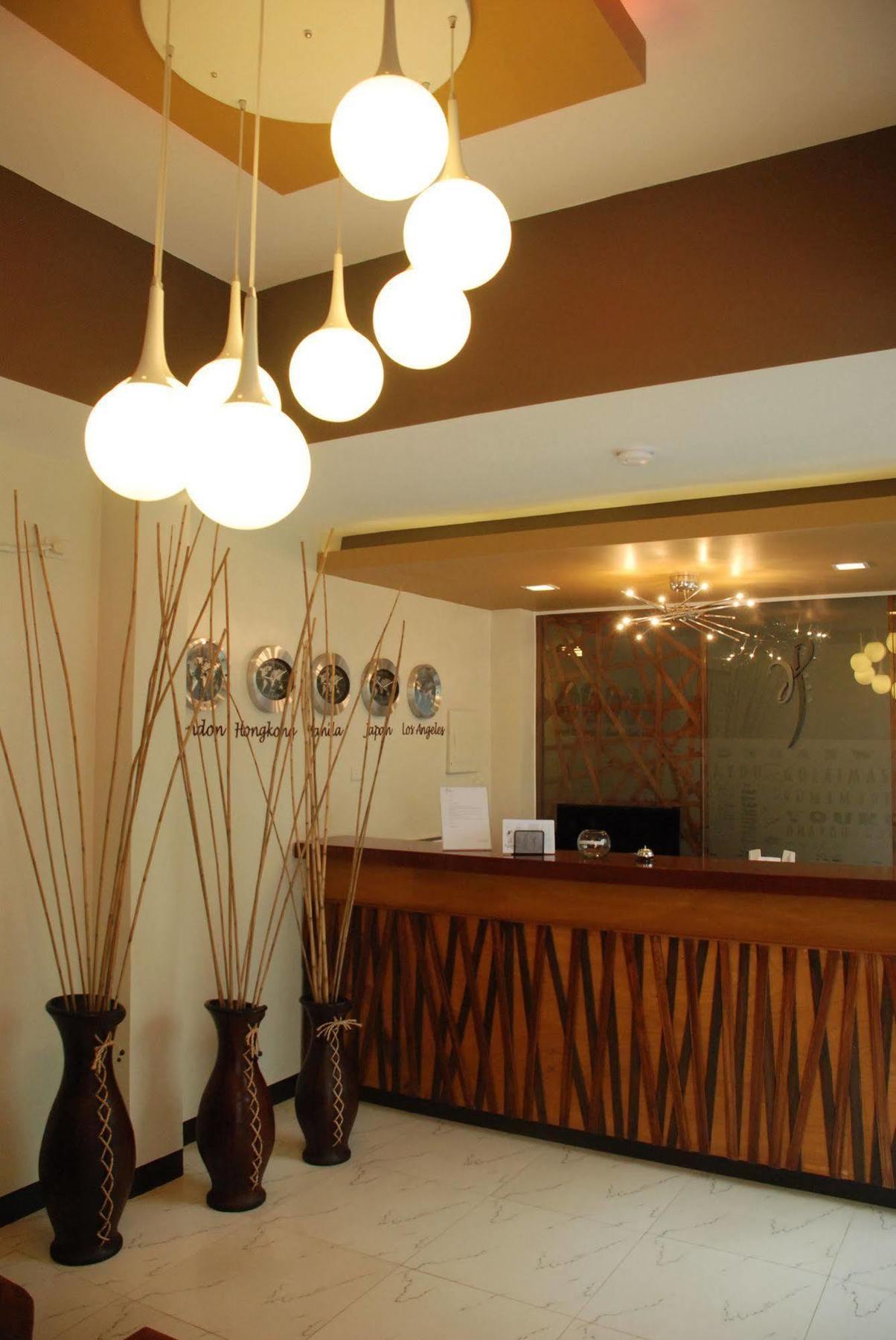 Nao Hotel Tagaytay City Exterior photo