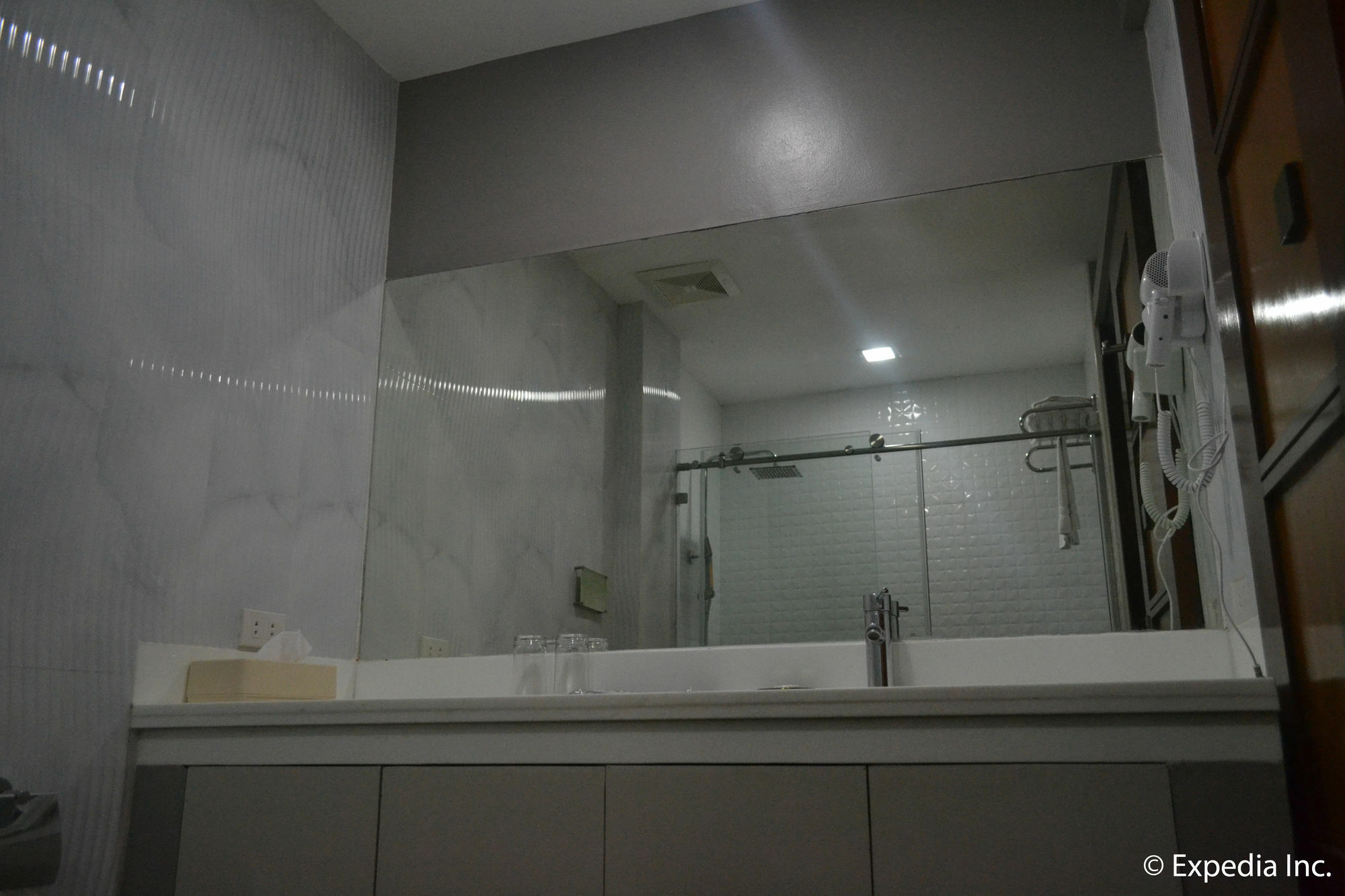 Nao Hotel Tagaytay City Exterior photo