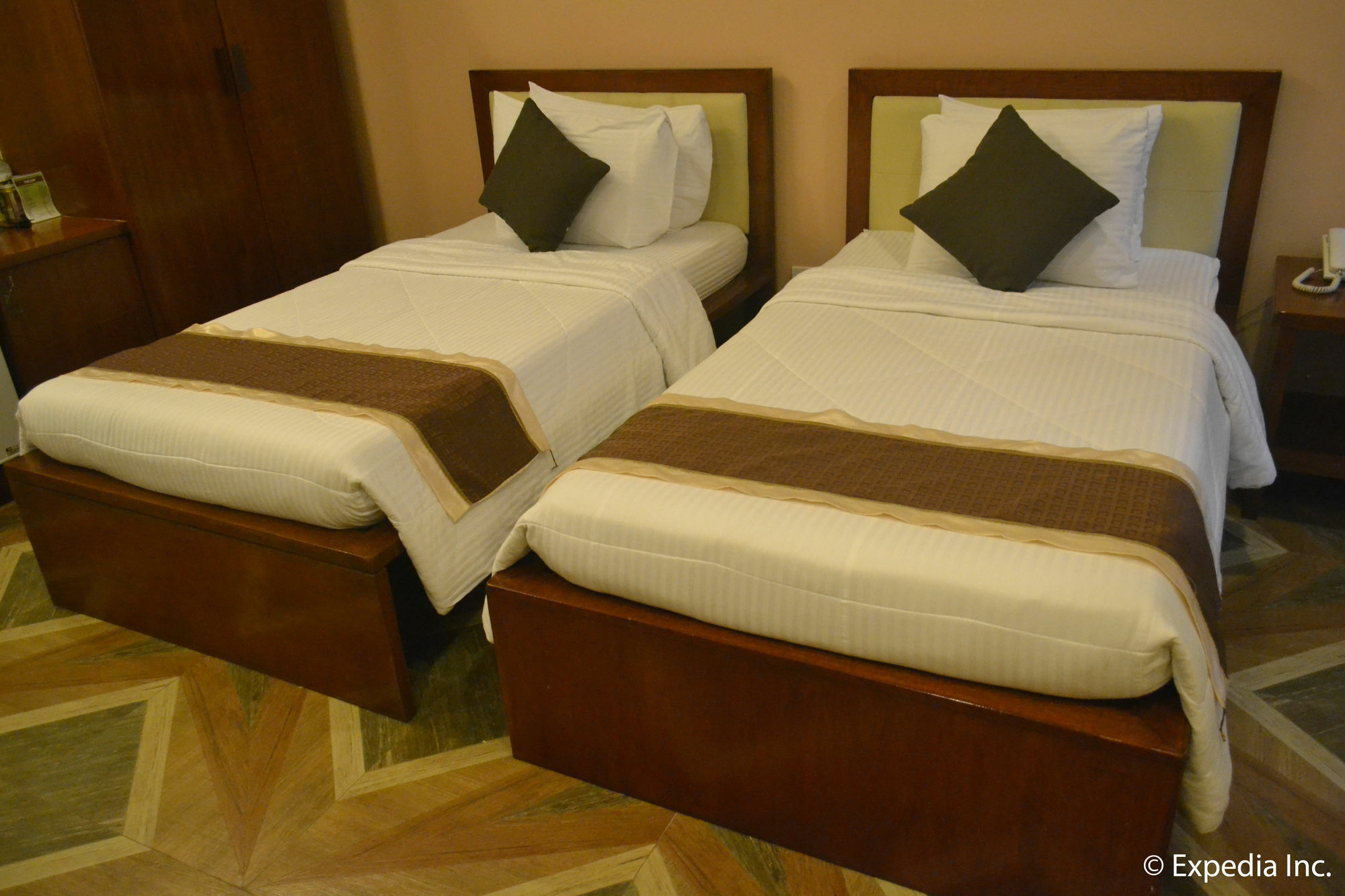 Nao Hotel Tagaytay City Exterior photo