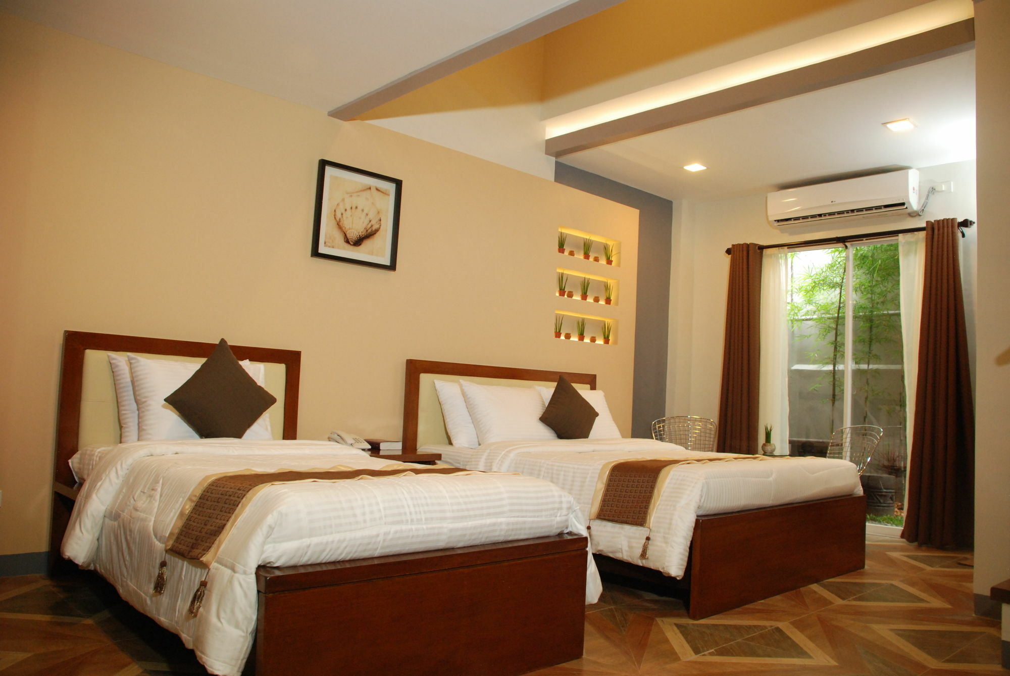Nao Hotel Tagaytay City Exterior photo